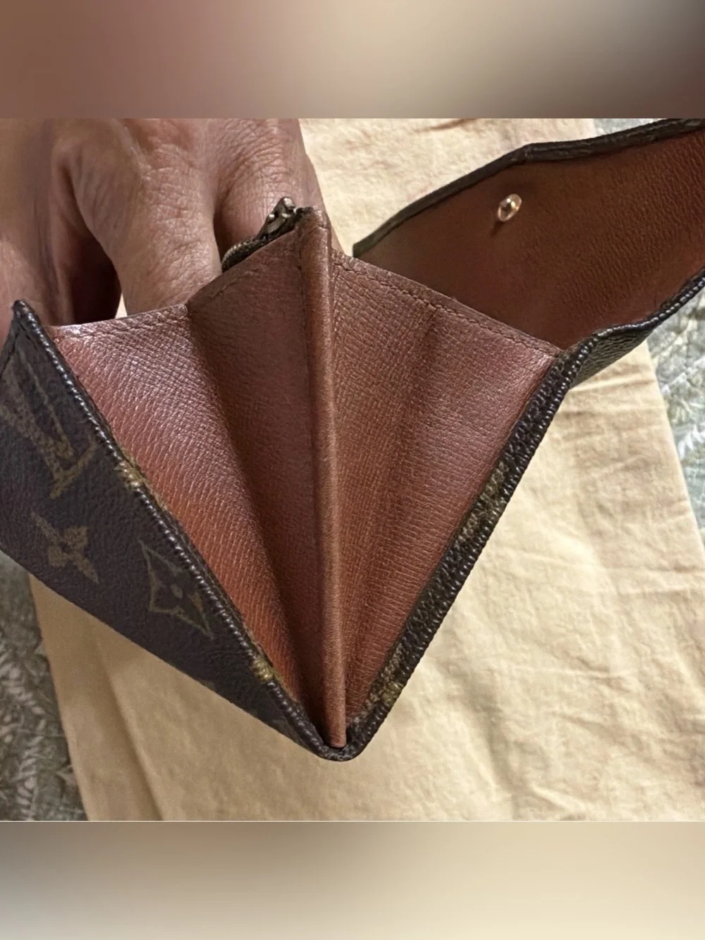 Louis Vuitton Vintage Monogram Long Wallet | Authenticated with COA